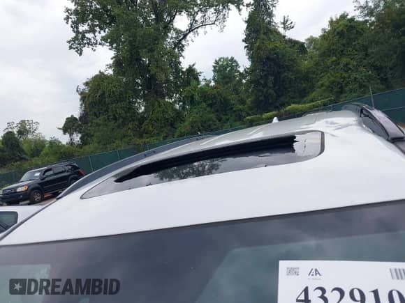 2021 Honda Pilot Special Edition with VIN 5FNYF6H22MB034734, listed as a IAAI auction lot 43291080 with 162,677 mi miles and . Bid and sale history available at DreamBid. Image 19.