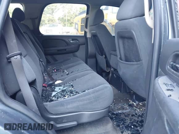 2008 Chevrolet Tahoe LS с VIN 1GNFC13C98J194005, выставлен на аукционе IAAI как лот 42549733 с пробегом 324 163 миль миль и . История ставок и продаж доступна на DreamBid. Изображение 8.