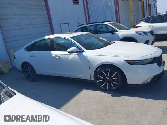 2024 Honda Accord Touring с VIN 1HGCY2F80RA023320, выставлен на аукционе IAAI как лот 42465273 с пробегом 18 077 миль миль и . История ставок и продаж доступна на DreamBid. Изображение 13.