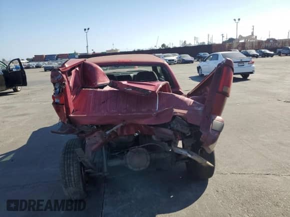1997 Chevrolet S-10 LS с VIN 1GCCS19X5V8180176, выставлен на аукционе Copart как лот 84394885 с пробегом 146 516 миль миль и Списание • Salvage title. История ставок и продаж доступна на DreamBid. Изображение 6.
