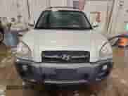 2008 Hyundai Tucson SE с VIN KM8JN12D78U770594, выставлен на аукционе Copart как лот 86880735 с пробегом 179 798 миль миль и Чистый • Clean title. История ставок и продаж доступна на DreamBid. Изображение 5.