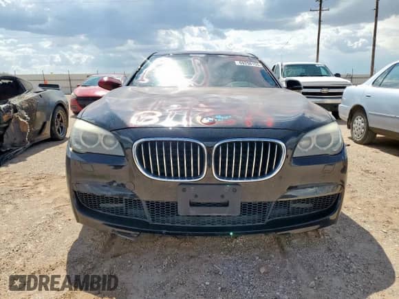 2013 BMW 7 Series 750Li with VIN WBAYE8C51DD133565, listed as a Copart auction lot 69298155 with 107,865 mi miles and Salvage title. Bid and sale history available at DreamBid. Image 5.