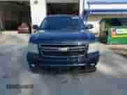 2007 Chevrolet Suburban LT с VIN 3GNFK16377G285711, выставлен на аукционе Copart как лот 83886985 с пробегом 391 624 миль миль и Чистый • Clean title. История ставок и продаж доступна на DreamBid. Изображение 5.