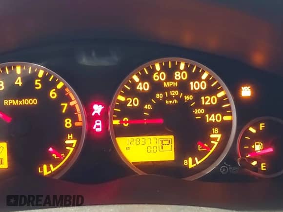 2011 Nissan Pathfinder LE z VIN 5N1AR1NB8BC633188, wystawiony jako IAAI lot #41608356 z przebiegiem 128 377 mil mil oraz . Historia ofert i sprzedaży dostępna na DreamBid. Obrazek 15.