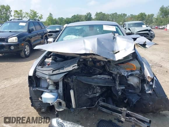 2015 Chrysler 300 Limited with VIN 2C3CCARG3FH923477, listed as a IAAI auction lot 42988981 with 48,095 mi miles and . Bid and sale history available at DreamBid. Image 13.