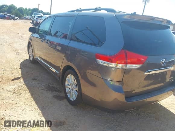 2014 Toyota Sienna XLE с VIN 5TDYK3DC0ES514034, выставлен на аукционе IAAI как лот 42458641 с пробегом 98 413 миль миль и . История ставок и продаж доступна на DreamBid. Изображение 3.