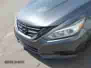 2016 Nissan Altima S z VIN 1N4AL3AP7GC189673, wystawiony jako IAAI lot #43172328 z przebiegiem 157 544 mil mil oraz . Historia ofert i sprzedaży dostępna na DreamBid. Obrazek 6.