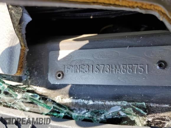 2003 Ford Econoline Cargo z VIN 1FMNE31S73HA88751, wystawiony jako Copart lot #59338795 z przebiegiem 370 380 mil mil oraz Szkoda całkowita • Salvage title. Historia ofert i sprzedaży dostępna na DreamBid. Obrazek 13.