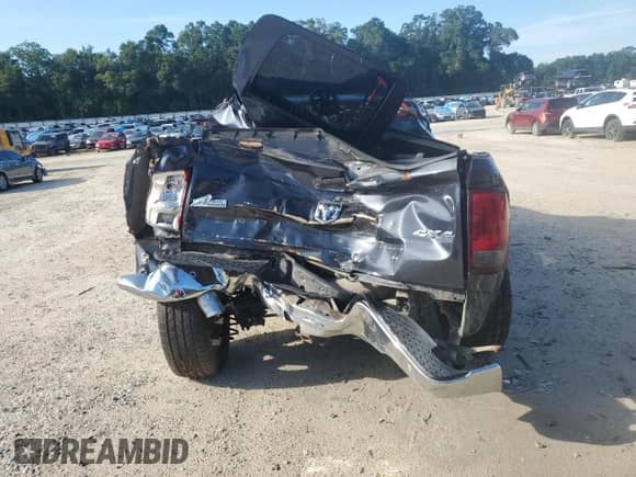 2018 Ram 1500 Big Horn z VIN 1C6RR7TT1JS183966, wystawiony jako Copart lot #68591695 z przebiegiem 111 340 mil mil oraz Szkoda całkowita • Salvage title. Historia ofert i sprzedaży dostępna na DreamBid. Obrazek 6.