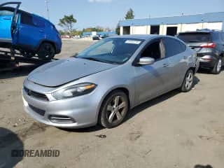 2016 Dodge Dart SXT z VIN 1C3CDFBA8GD720552, wystawiony jako Copart lot #71691275 z przebiegiem 165 385 mil mil oraz Czysty tytuł • Clean title. Historia ofert i sprzedaży dostępna na DreamBid. Obrazek 1.