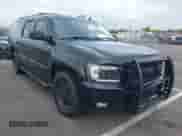 2008 Chevrolet Suburban LTZ z VIN 3GNFC16098G192144, wystawiony jako IAAI lot #42905762 z przebiegiem 426 715 mil mil oraz . Historia ofert i sprzedaży dostępna na DreamBid. Obrazek 1.