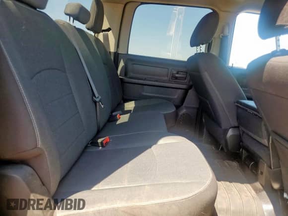 2024 Ram 1500 Express z VIN 1C6RR6KG5RS197363, wystawiony jako Copart lot #70836035 z przebiegiem 17 057 mil mil oraz Szkoda całkowita • Salvage title. Historia ofert i sprzedaży dostępna na DreamBid. Obrazek 10.