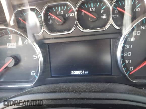 2015 Chevrolet Suburban LT with VIN 1GNSCJKC0FR513631, listed as a IAAI auction lot 42879095 with 239,851 mi miles and . Bid and sale history available at DreamBid. Image 15.