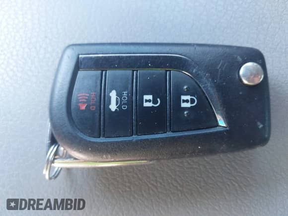 2020 Toyota Camry LE with VIN 4T1C11AK9LU391108, listed as a IAAI auction lot 43087805 with 88,386 mi miles and . Bid and sale history available at DreamBid. Image 11.