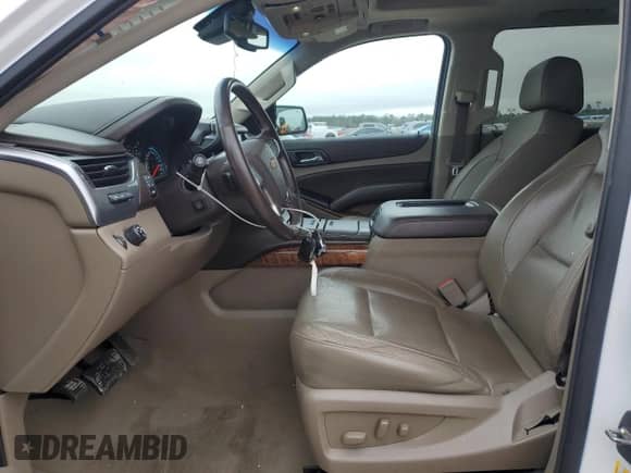 2019 Chevrolet Tahoe Premier с VIN 1GNSCCKC3KR324820, выставлен на аукционе Copart как лот 45015755 с пробегом 117 209 миль миль и Чистый • Clean title. История ставок и продаж доступна на DreamBid. Изображение 7.