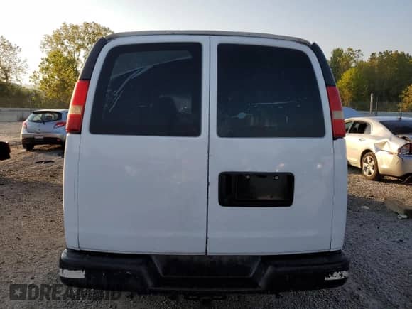 2006 Chevrolet Express Cargo z VIN 1GCGG25VX61220453, wystawiony jako Copart lot #72026125 z przebiegiem 219 173 mil mil oraz Szkoda całkowita • Salvage title. Historia ofert i sprzedaży dostępna na DreamBid. Obrazek 6.