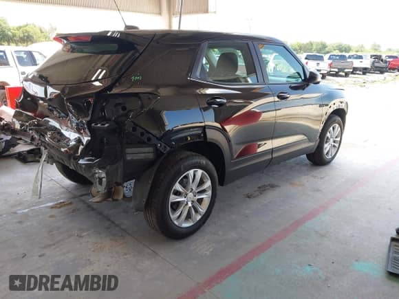 2023 Chevrolet TrailBlazer LS with VIN KL79MMS2XPB208349, listed as a IAAI auction lot 42619456 with 23,911 mi miles and . Bid and sale history available at DreamBid. Image 4.