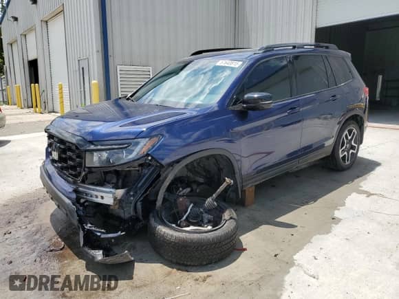 2023 Honda Passport Elite with VIN 5FNYF8H0XPB033491, listed as a Copart auction lot 57640815 with 19,628 mi miles and Salvage title. Bid and sale history available at DreamBid. Image 1.