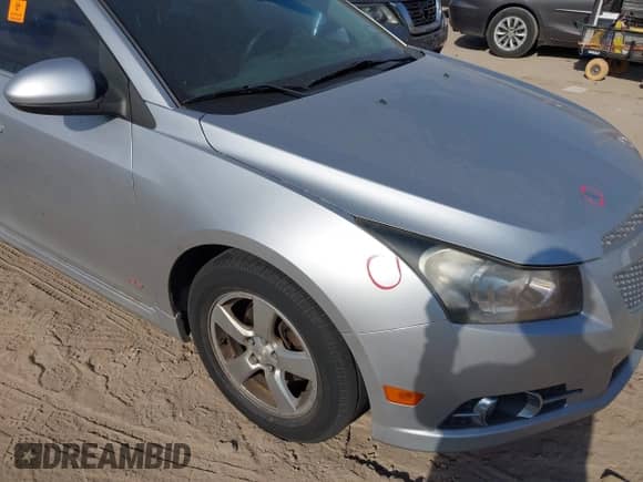 2014 Chevrolet Cruze 1LT с VIN 1G1PC5SB7E7463830, выставлен на аукционе IAAI как лот 43481009 с пробегом 102 495 миль миль и . История ставок и продаж доступна на DreamBid. Изображение 12.