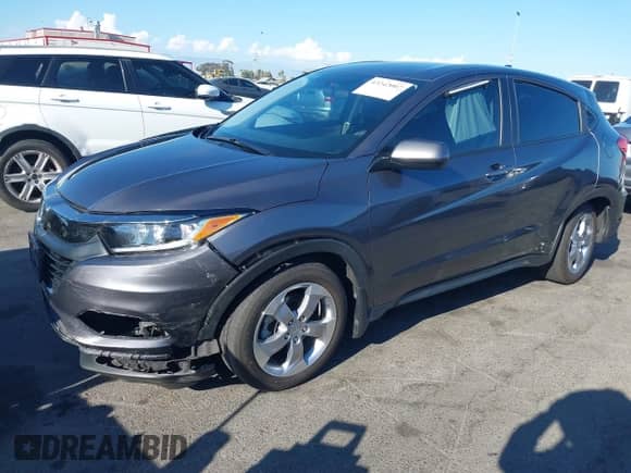 2022 Honda HR-V LX с VIN 3CZRU5H3XNM745201, выставлен на аукционе IAAI как лот 43242007 с пробегом Не указан миль и . История ставок и продаж доступна на DreamBid. Изображение 2.