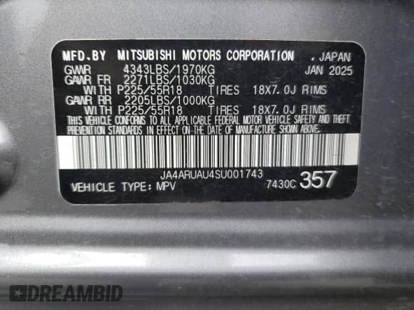 2025 Mitsubishi Outlander S z VIN JA4ARUAU4SU001743, wystawiony jako Copart lot #82145695 z przebiegiem 12 266 mil mil oraz Nie do naprawy • Non repairable. Historia ofert i sprzedaży dostępna na DreamBid. Obrazek 13.