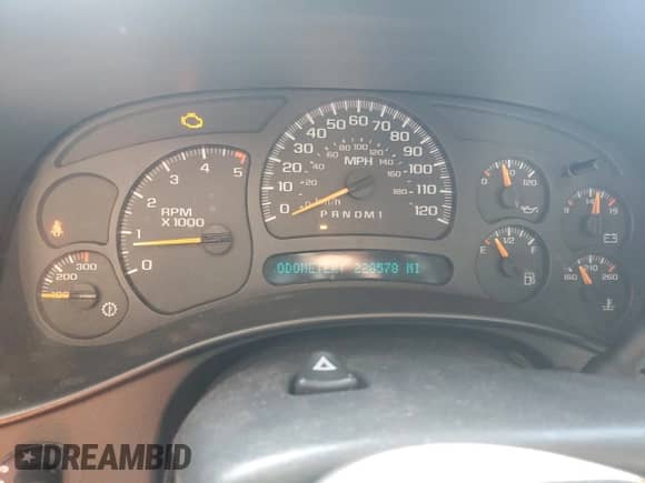 2007 Chevrolet Silverado 2500HD LT1 z VIN 1GCHK23D77F148502, wystawiony jako Copart lot #52287595 z przebiegiem 228 578 mil mil oraz Szkoda całkowita • Salvage title. Historia ofert i sprzedaży dostępna na DreamBid. Obrazek 9.