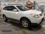 2009 Hyundai Veracruz GLS z VIN KM8NU73CX9U079459, wystawiony jako Copart lot #64781585 z przebiegiem 111 326 mil mil oraz Szkoda całkowita • Salvage title. Historia ofert i sprzedaży dostępna na DreamBid. Obrazek 4.