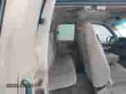 2000 GMC Sierra 1500 SLE z VIN 2GTEC19T4Y1334273, wystawiony jako IAAI lot #42777220 z przebiegiem 354 113 mil mil oraz . Historia ofert i sprzedaży dostępna na DreamBid. Obrazek 8.