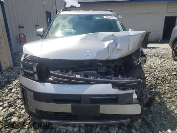 2025 Hyundai Santa Fe SEL with VIN 5NMP2DG16SH049494, listed as a Copart auction lot 60829625 with 587 mi miles and Salvage title. Bid and sale history available at DreamBid. Image 5.