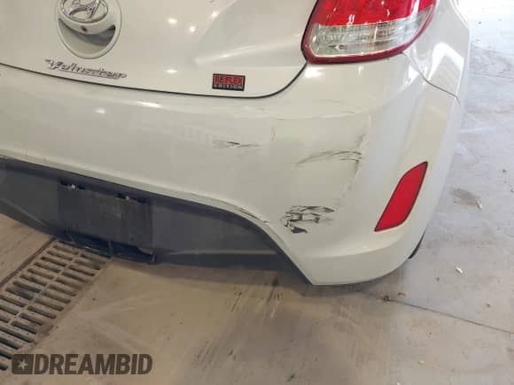 2014 Hyundai Veloster с VIN KMHTC6AD8EU214366, выставлен на аукционе IAAI как лот 43172007 с пробегом 81 722 миль миль и . История ставок и продаж доступна на DreamBid. Изображение 6.