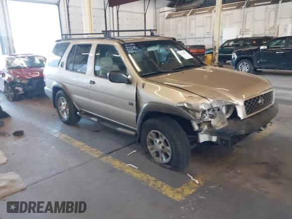 1999 Nissan Pathfinder XE z VIN JN8AR07Y1XW367944, wystawiony jako IAAI lot #42769053 z przebiegiem 124 874 mil mil oraz . Historia ofert i sprzedaży dostępna na DreamBid. Obrazek 1.