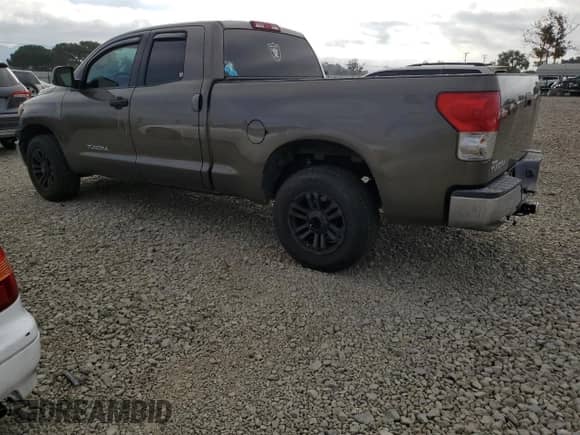 2008 Toyota Tundra с VIN 5TFRU54178X010684, выставлен на аукционе Copart как лот 82393565 с пробегом 258 923 миль миль и Списание • Salvage title. История ставок и продаж доступна на DreamBid. Изображение 2.
