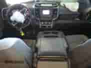 2022 Ram 1500 Big Horn z VIN 1C6RRFBG4NN384327, wystawiony jako Copart lot #81954405 z przebiegiem 49 209 mil mil oraz Szkoda całkowita • Salvage title. Historia ofert i sprzedaży dostępna na DreamBid. Obrazek 8.