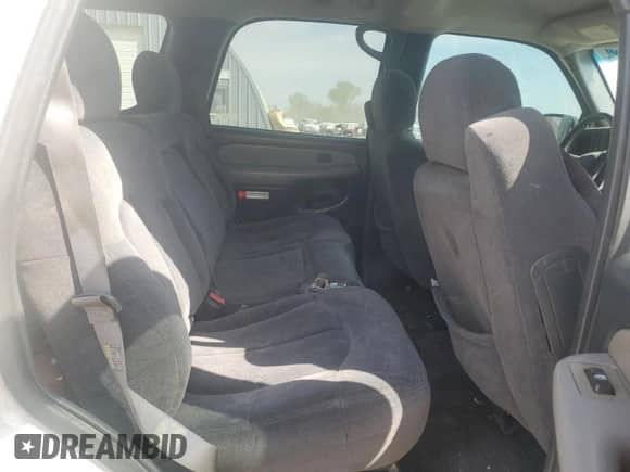 2002 Chevrolet Tahoe LS with VIN 1GNEC13Z22R173750, listed as a Copart auction lot 53551715 with 202,011 mi miles and Salvage title. Bid and sale history available at DreamBid. Image 12.