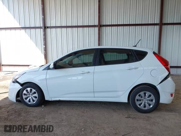 2015 Hyundai Accent GS z VIN KMHCT5AEXFU217791, wystawiony jako IAAI lot #43364438 z przebiegiem 74 167 mil mil oraz . Historia ofert i sprzedaży dostępna na DreamBid. Obrazek 14.