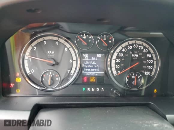 2009 Dodge 1500 SLT с VIN 1D3HB13T99S769338, выставлен на аукционе Copart как лот 72770794 с пробегом 186 539 миль миль и На запчасти • Non repairable. История ставок и продаж доступна на DreamBid. Изображение 9.