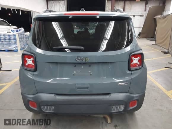2018 Jeep Renegade Latitude with VIN ZACCJABB5JPH92642, listed as a IAAI auction lot 43253580 with 106,321 mi miles and . Bid and sale history available at DreamBid. Image 16.