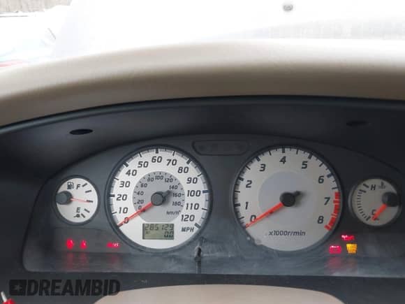 2001 Nissan Pathfinder LE with VIN JN8DR09X21W574934, listed as a IAAI auction lot 41545432 with 285,129 mi miles and . Bid and sale history available at DreamBid. Image 7.