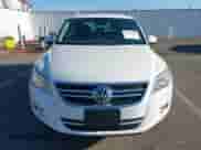 2009 Volkswagen Tiguan SE с VIN WVGBV75N39W525292, выставлен на аукционе IAAI как лот 43002448 с пробегом 118 046 миль миль и . История ставок и продаж доступна на DreamBid. Изображение 13.