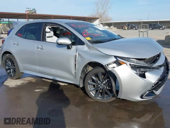 2025 Toyota Corolla XSE with VIN JTNC4MBEXS3242177, listed as a IAAI auction lot 41820383 with 7,897 mi miles and . Bid and sale history available at DreamBid. Image 17.