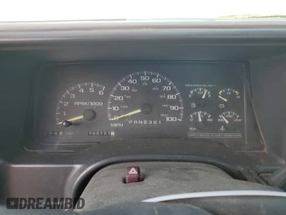 1998 GMC Sierra 1500 z VIN 1GTEC14MXWZ850349, wystawiony jako Copart lot #65374255 z przebiegiem 102 157 mil mil oraz Szkoda całkowita • Salvage title. Historia ofert i sprzedaży dostępna na DreamBid. Obrazek 9.