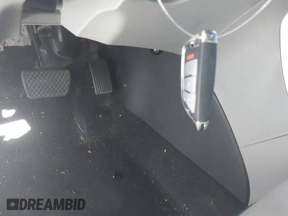 2014 Honda Accord EX-L with VIN 1HGCR2F80EA175895, listed as a IAAI auction lot 42935902 with 89,085 mi miles and . Bid and sale history available at DreamBid. Image 11.