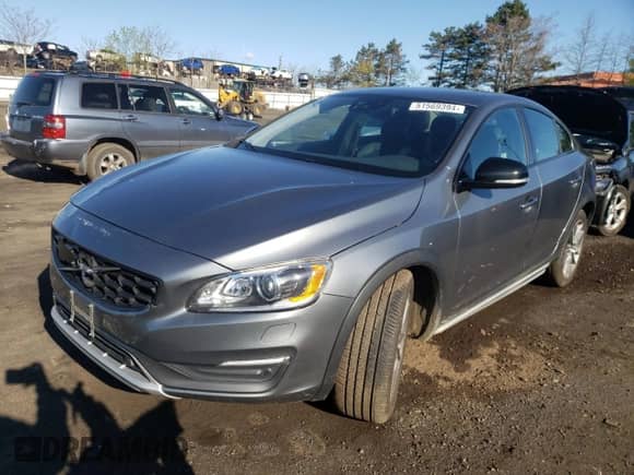 2016 Volvo S60 T5 Platinum с VIN YV4612UM3G2000408, выставлен на аукционе Copart как лот 51569394 с пробегом 66 094 миль миль и . История ставок и продаж доступна на DreamBid. Изображение 1.