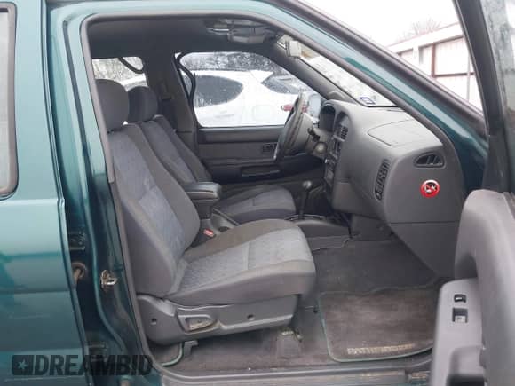 1997 Nissan Pathfinder XE with VIN JN8AR05SXVW126105, listed as a IAAI auction lot 41655140 with 132,229 mi miles and . Bid and sale history available at DreamBid. Image 5.