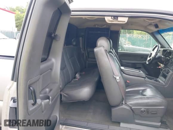 2003 GMC Sierra 1500 SLT with VIN 1GTEK19T73E241984, listed as a IAAI auction lot 42769838 with 273,448 mi miles and . Bid and sale history available at DreamBid. Image 8.