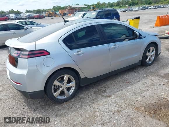 2012 Chevrolet Volt with VIN 1G1RB6E42CU122459, listed as a IAAI auction lot 43257353 with 46,293 mi miles and . Bid and sale history available at DreamBid. Image 4.