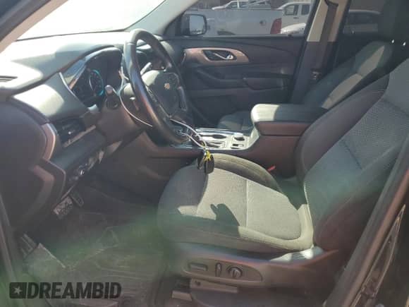2019 Chevrolet Traverse LT Cloth z VIN 1GNERGKW4KJ101052, wystawiony jako Copart lot #85183905 z przebiegiem 201 645 mil mil oraz Czysty tytuł • Clean title. Historia ofert i sprzedaży dostępna na DreamBid. Obrazek 7.