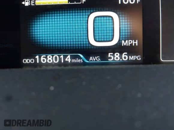 2018 Toyota Prius Plus z VIN JTDKARFP1J3071500, wystawiony jako IAAI lot #42665651 z przebiegiem 168 014 mil mil oraz . Historia ofert i sprzedaży dostępna na DreamBid. Obrazek 16.