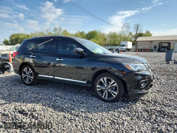 2018 Nissan Pathfinder Platinum with VIN 5N1DR2MM2JC648872, listed as a Copart auction lot 84934185 with 90,066 mi miles and Salvage title. Bid and sale history available at DreamBid. Image 4.