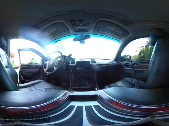 2014 Cadillac Escalade ESV Luxury с VIN 1GYS4HEFXER156391, выставлен на аукционе IAAI как лот 42424766 с пробегом 169 353 миль миль и . История ставок и продаж доступна на DreamBid. Изображение 19.